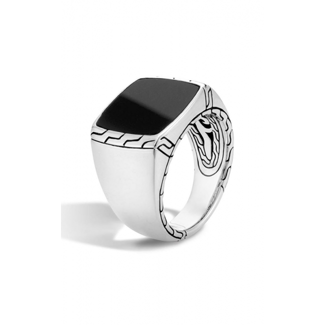 A John Hardy signet ring A John Hardy signet ring